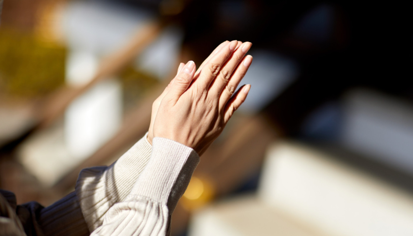 Positions des mains : quelle est la signification ?